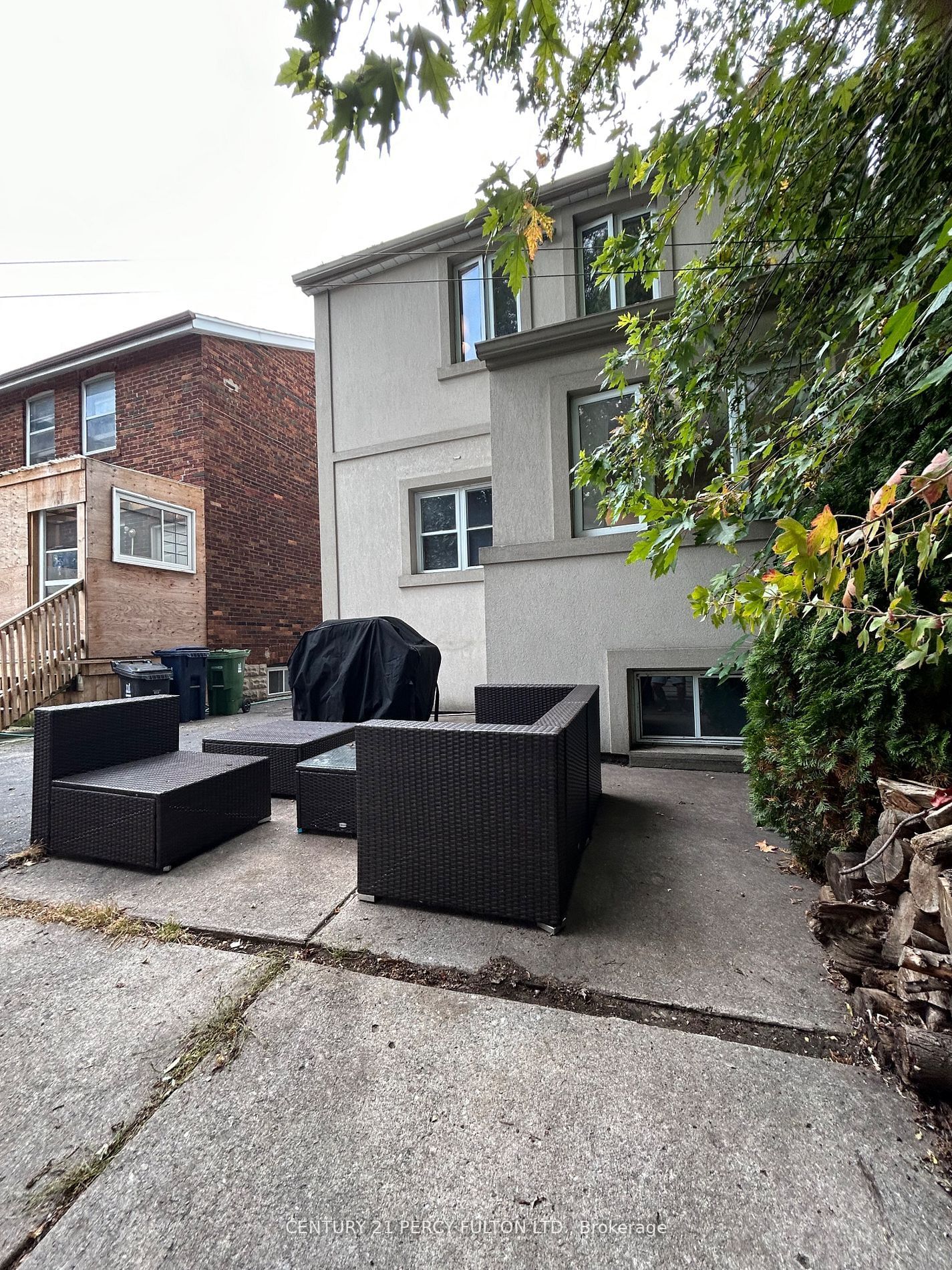 Listing Image 6