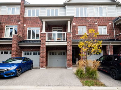 Townhouse sold at 101-2425 Nantucket Chse, Pickering, Ontario, L1X 0E4 - Duffin Heights - MLS: E7270164
