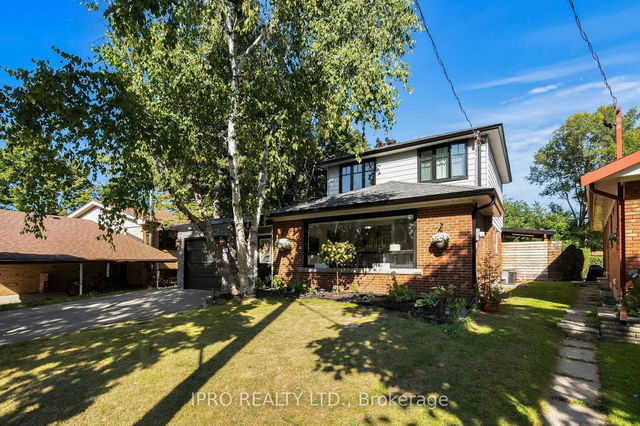 92 Stansbury Crescent