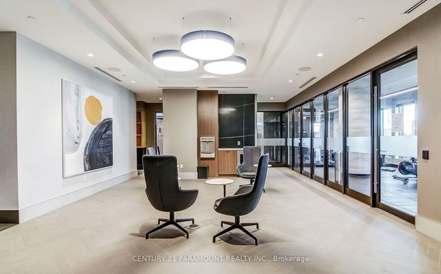 1501 - 2550 Simcoe Street