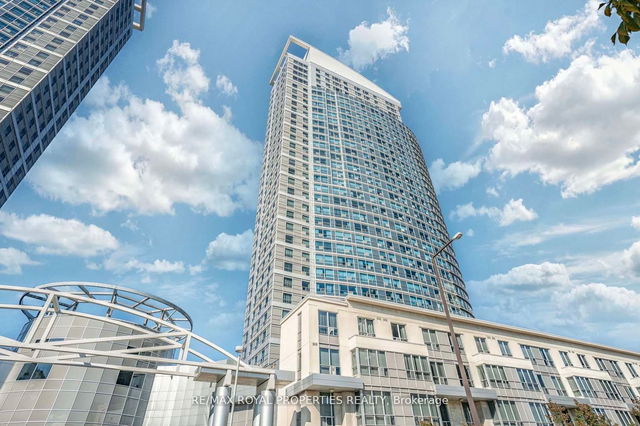 PH303 - 38 Lee Centre Drive