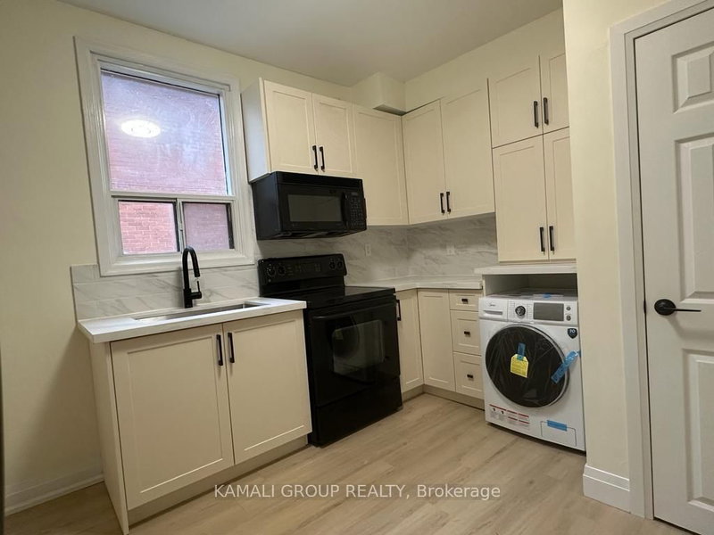 Main - 254 Bruce St, Oshawa, L1H 1R5 | Image 2