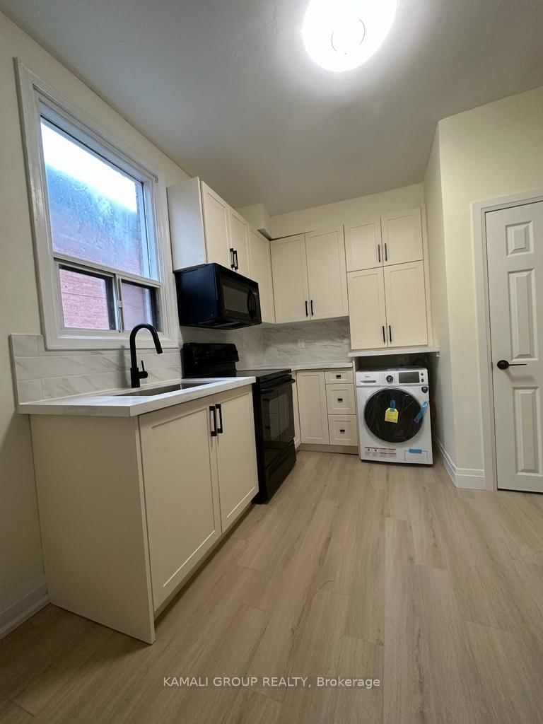 Main - 254 Bruce St, Oshawa, L1H 1R5 | Image 3