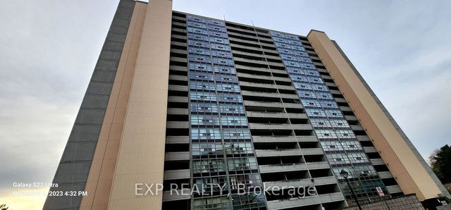 402 - 3380 Eglinton Avenue
