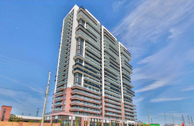1401 - 2550 Simcoe Street