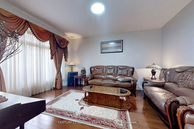 473 Oakwood Drive