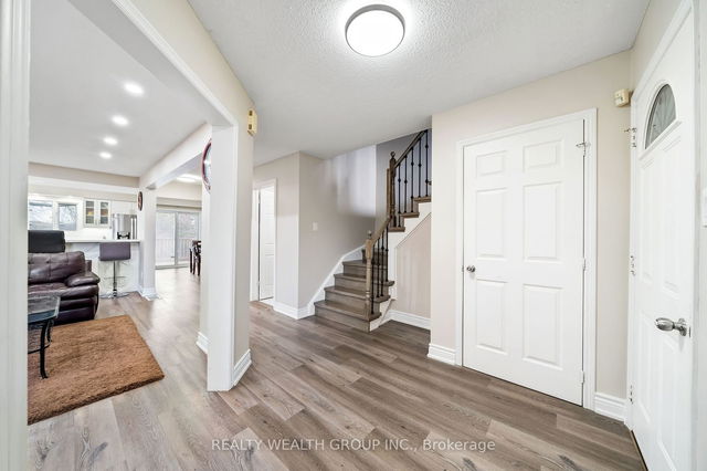 89 Knotty Pine Drive