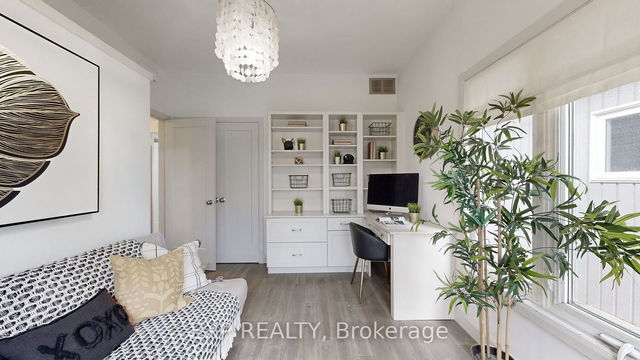 11 - 7 Brimley Road