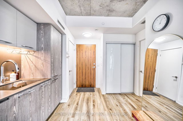 606 - 30 Baseball Place