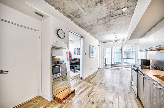 606 - 30 Baseball Place