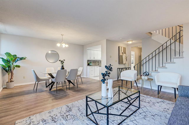 406 - 2 Crescent Town Road