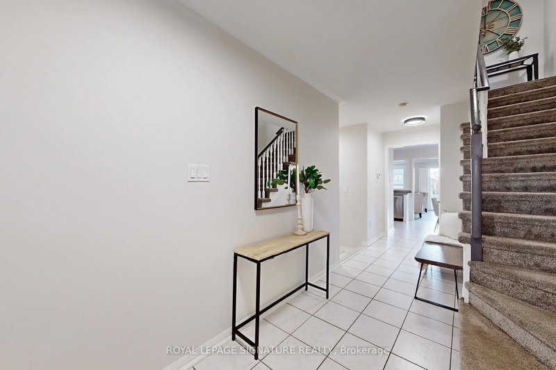 123 Kirkland Pl, Whitby, L1P 1W8 | Image 3