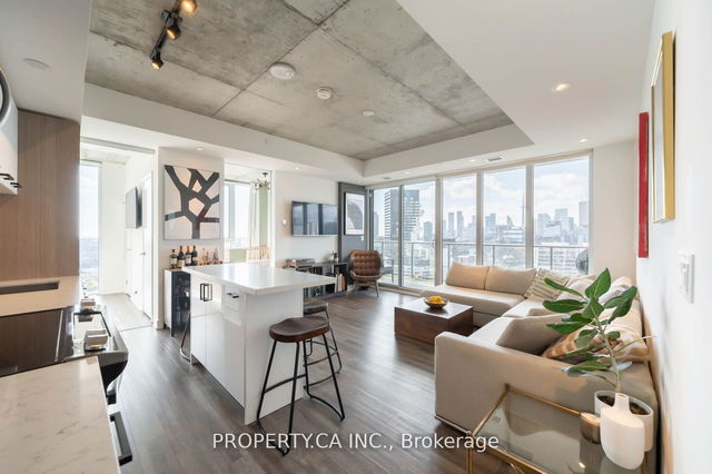 1707 - 15 Baseball Place