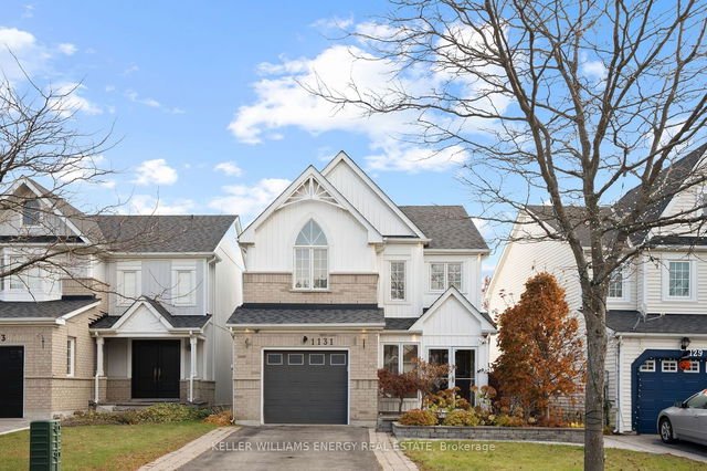 1131 Ashgrove Crescent