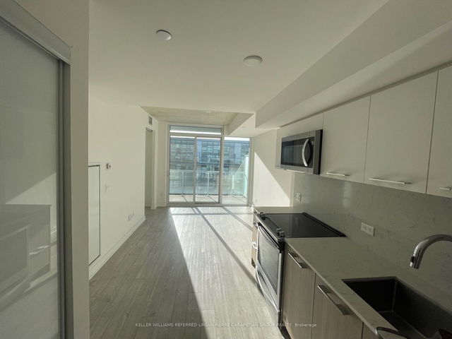 1013 - 30 Baseball Place