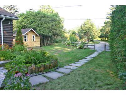 127 Cedar Crest Beach Rd, Clarington, L1C3K3 | Image 2