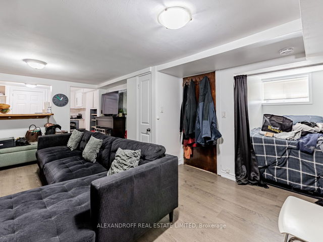Studio - 61 Cambridge Avenue