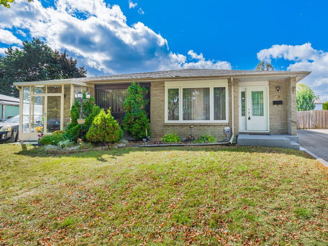 53 Curtis Crescent