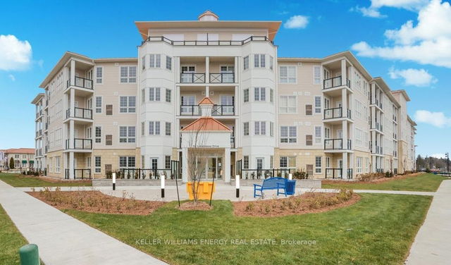 305 - 50 Lakebreeze Drive