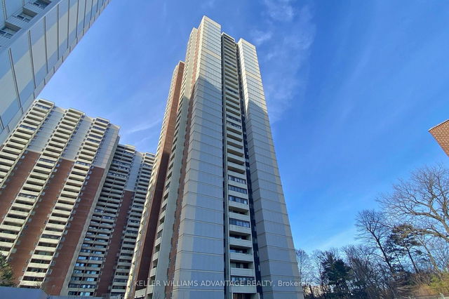 1708 - 3 Massey Square