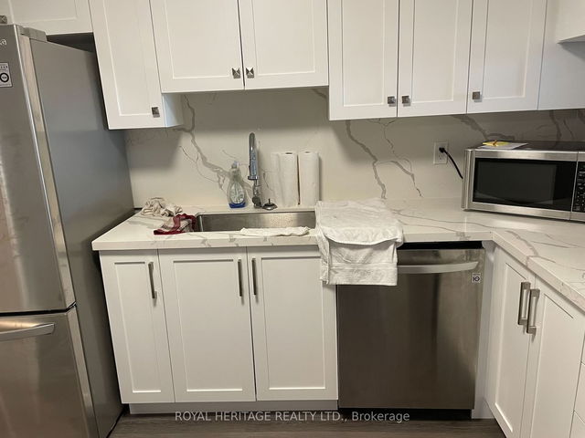 402 - 1890 Valley Farm Road