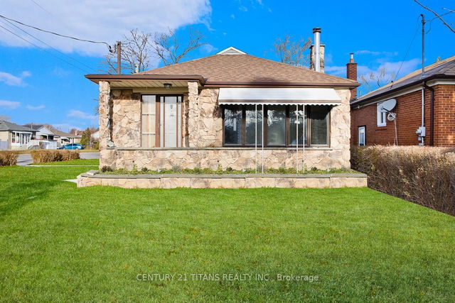 16 Miramar Crescent