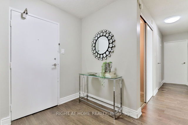 1408 - 10 Stonehill Court