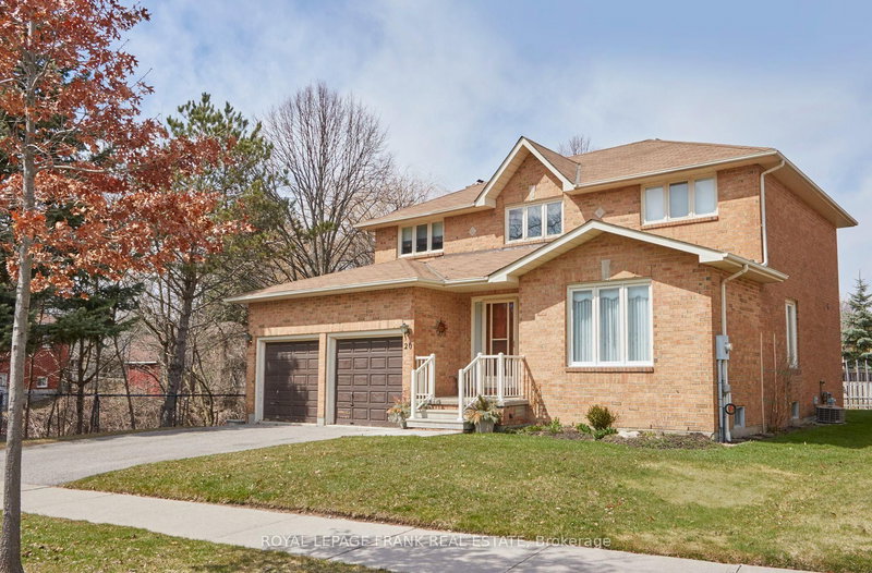 20 Harold St, Whitby, L1N 8Z7 | Image 2