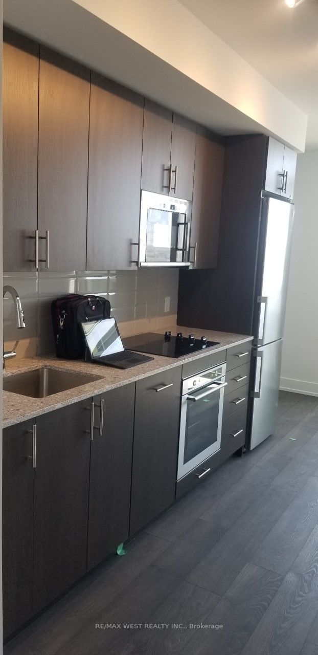 719 - 2550 Simcoe Street