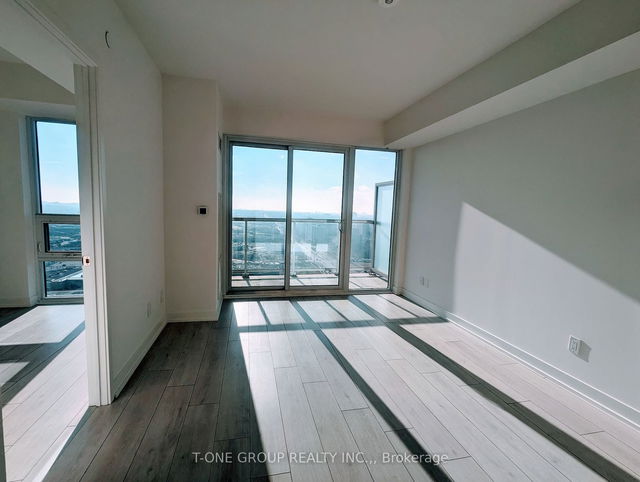 2809 - 2033 Kennedy Road