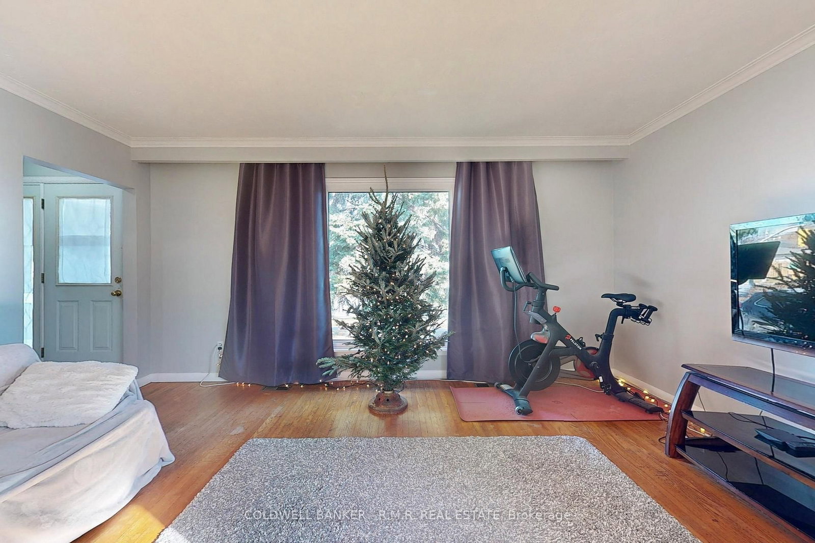 Listing Image 16