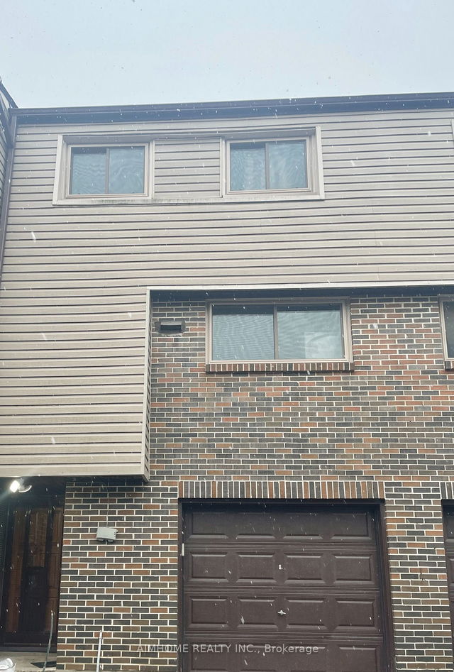 24 - 2020 Pharmacy Avenue