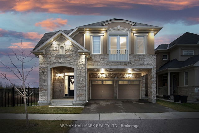 2400 Moonlight Crescent