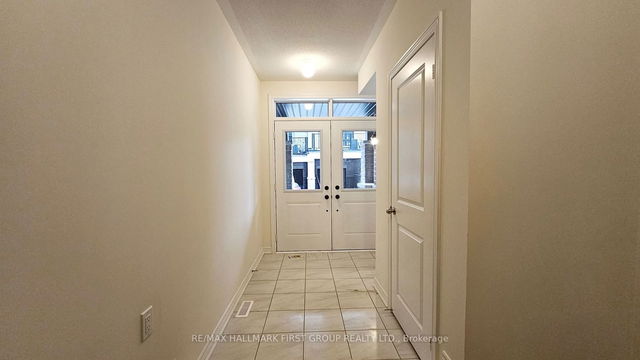 4 Broylio Lane