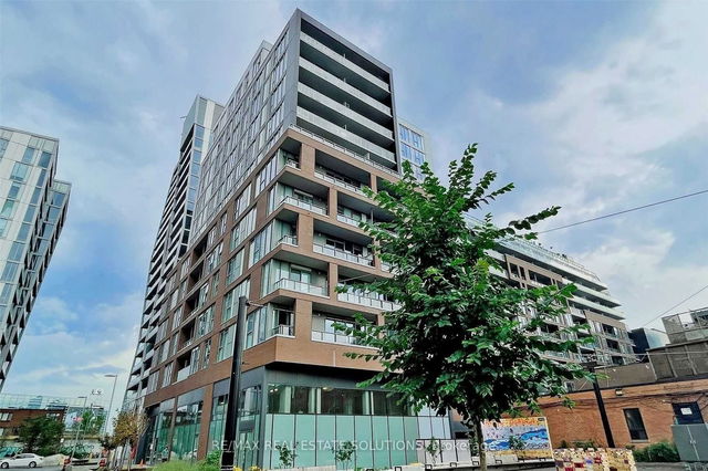 1011 - 30 Baseball Place