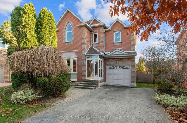 1592 Deerhurst Court