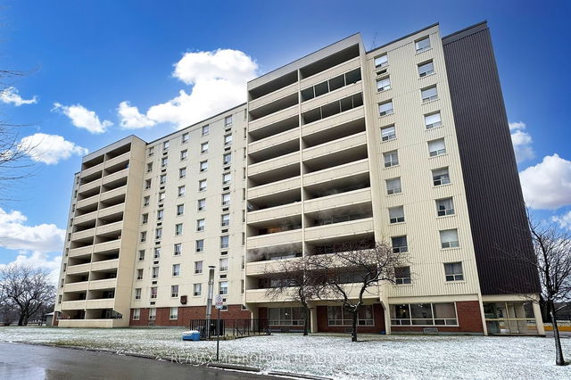 405 - 3420 Eglinton Avenue