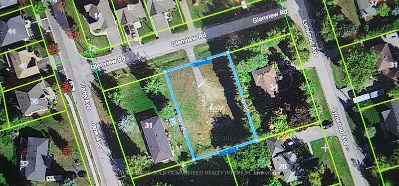 home for sale on 7L Glenview Road