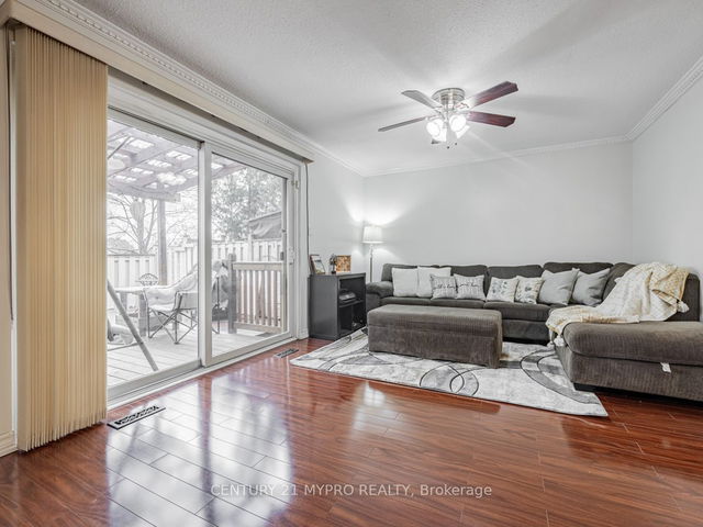 144 - 270 Timberbank Boulevard