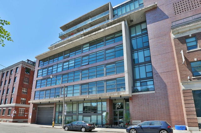 217 - 90 Broadview Avenue