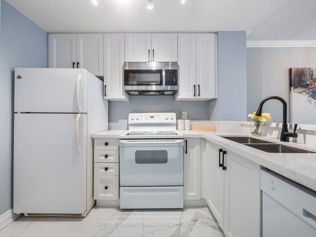1617 - 3050 Ellesmere Road