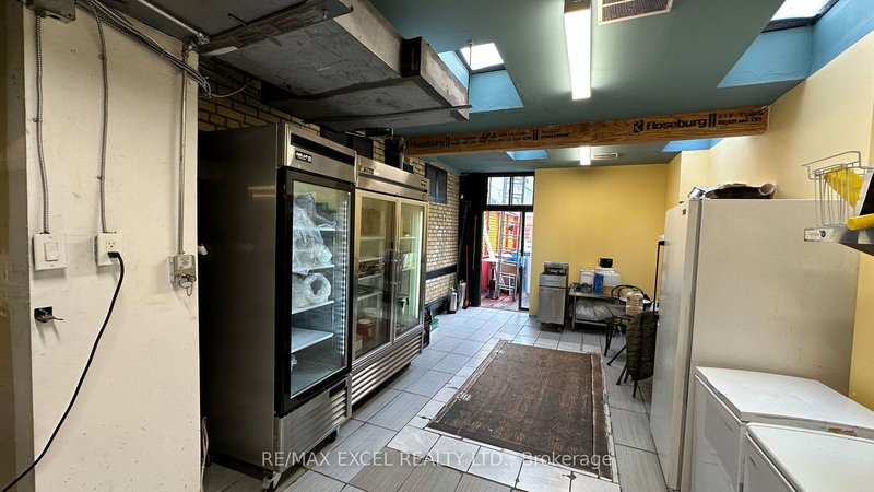 679 Danforth Ave, Toronto, M4J 1L3 | Image 3