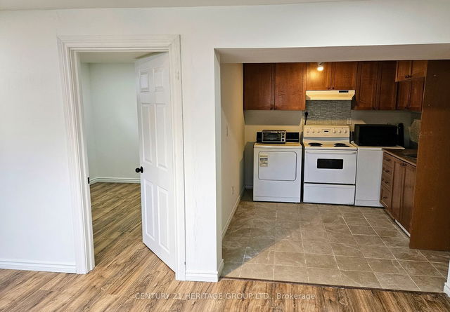 6 Dingley Court