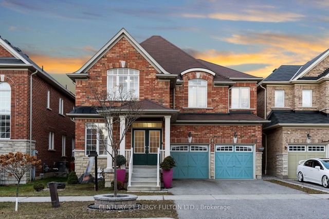 8 Sewell Crescent