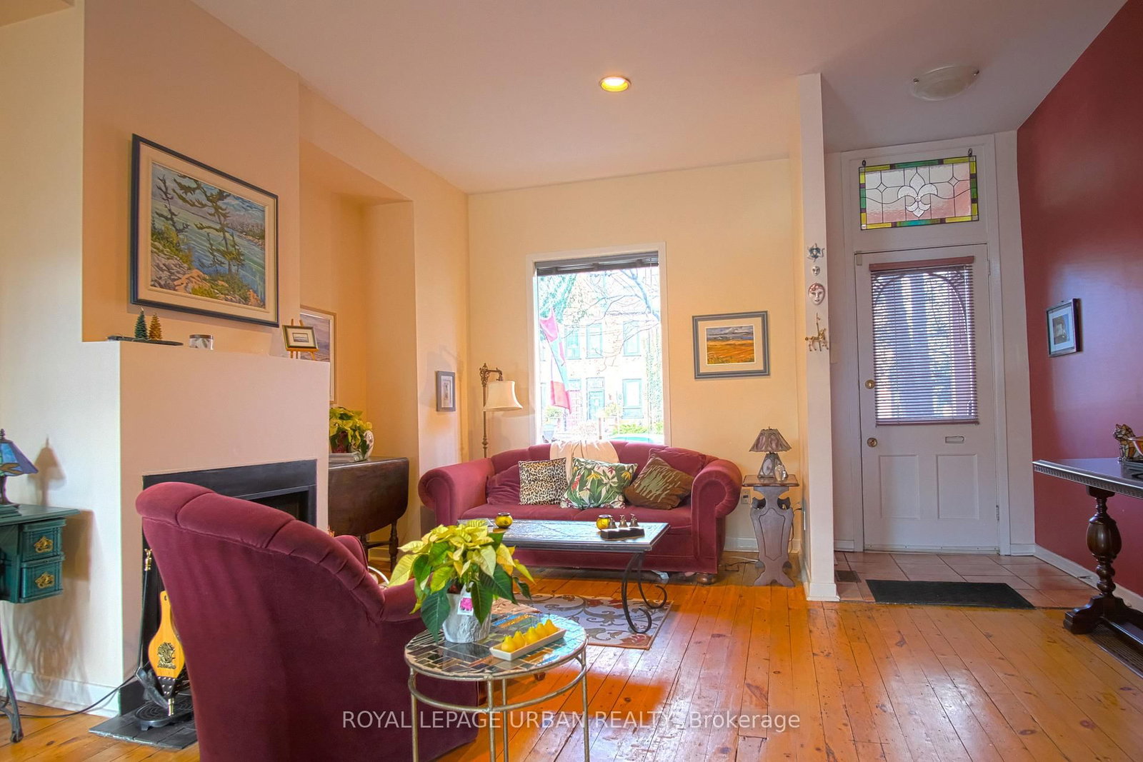 Listing Image 7