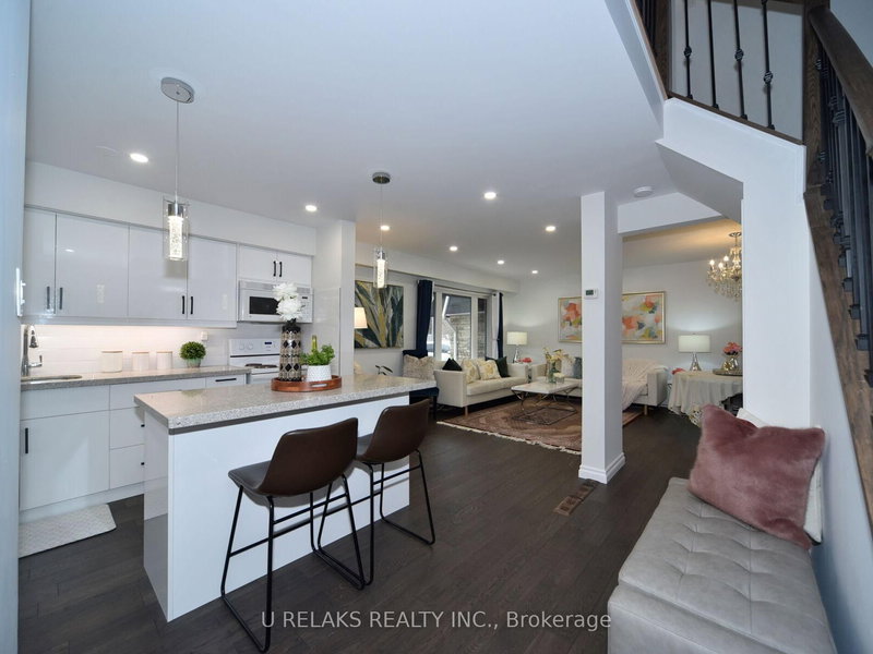 25 Ivanic Crt, Whitby, L1N 6E3 | Image 3