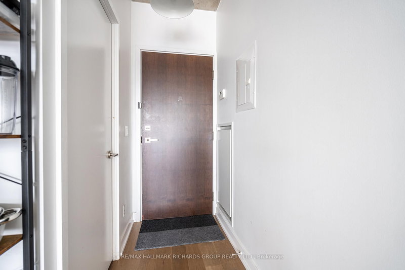 419 - 1190 Dundas St E, Toronto, M4M 0C5 | Image 2