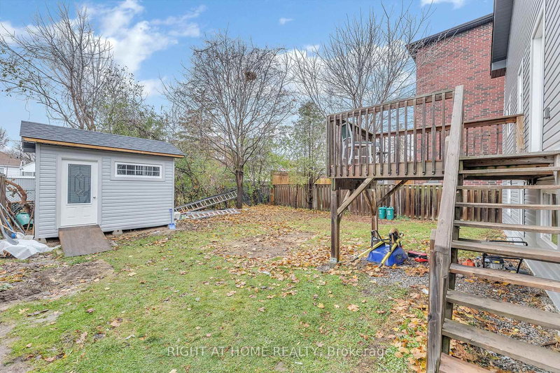 1 - 100 Cromwell Ave, Oshawa, L1J 4T6 | Image 3