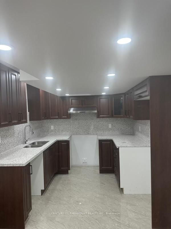 Lower - 87 Stockell Cres, Ajax, L1T 0M4 | Image 3