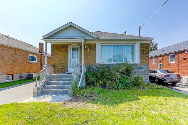 1032 Kennedy Road